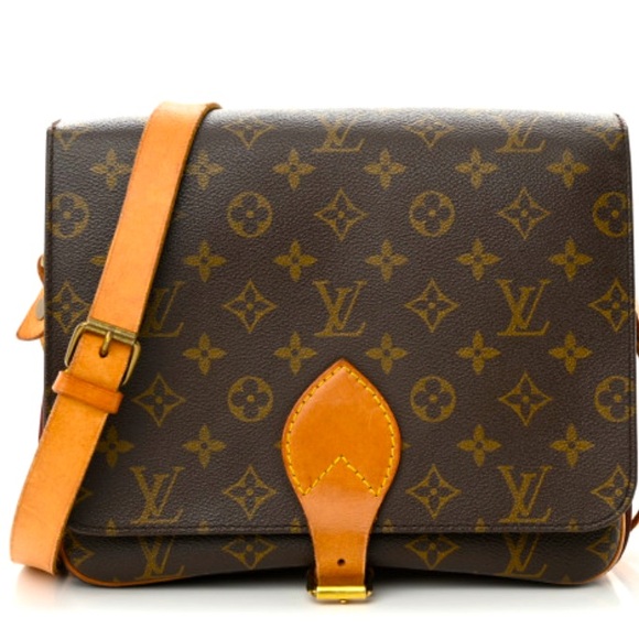LOUIS VUITTON 
Monogram Cartouchiere 22 - Picture 1 of 8